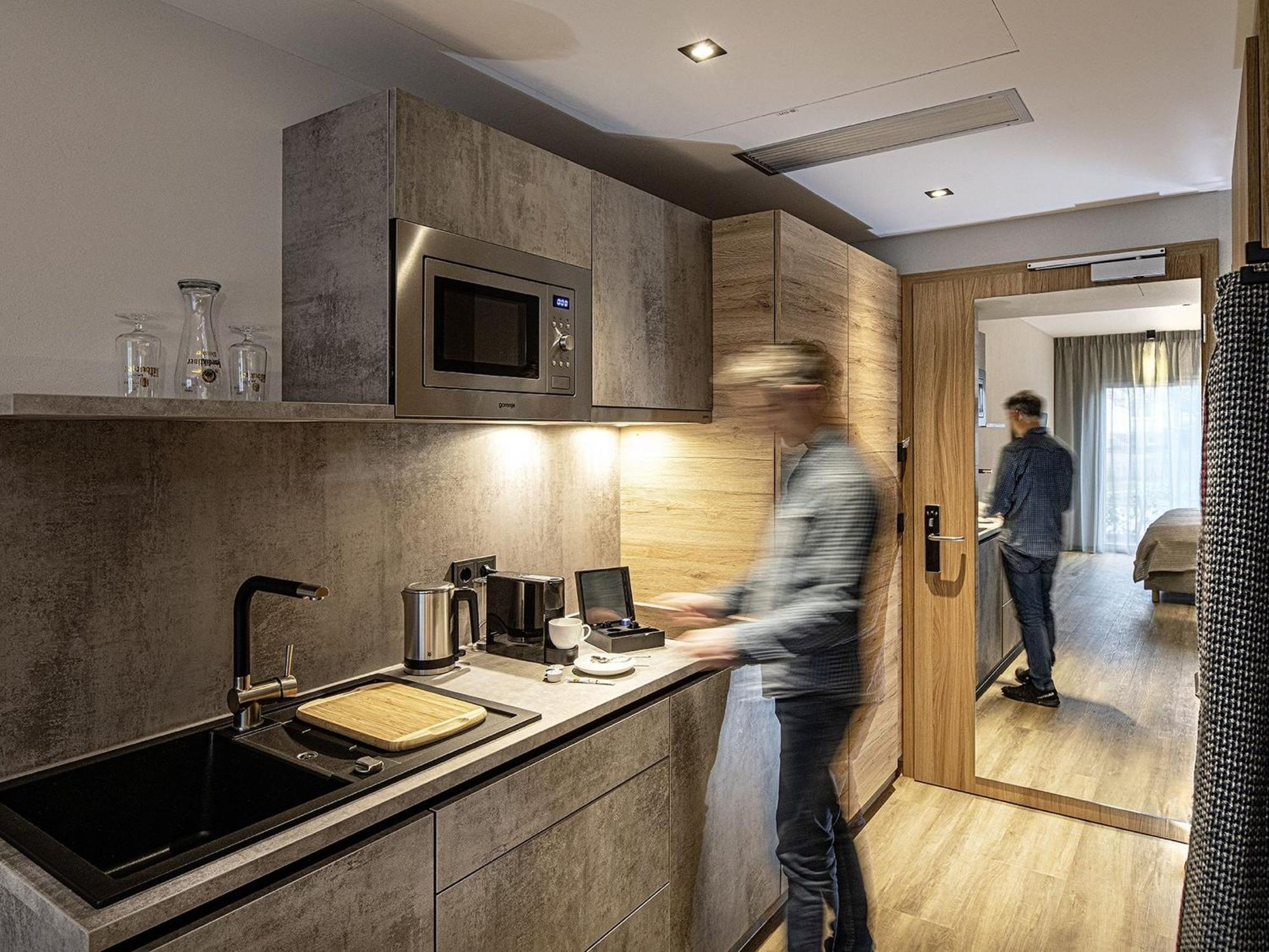 Adoro Aparthotel 불 외부 사진