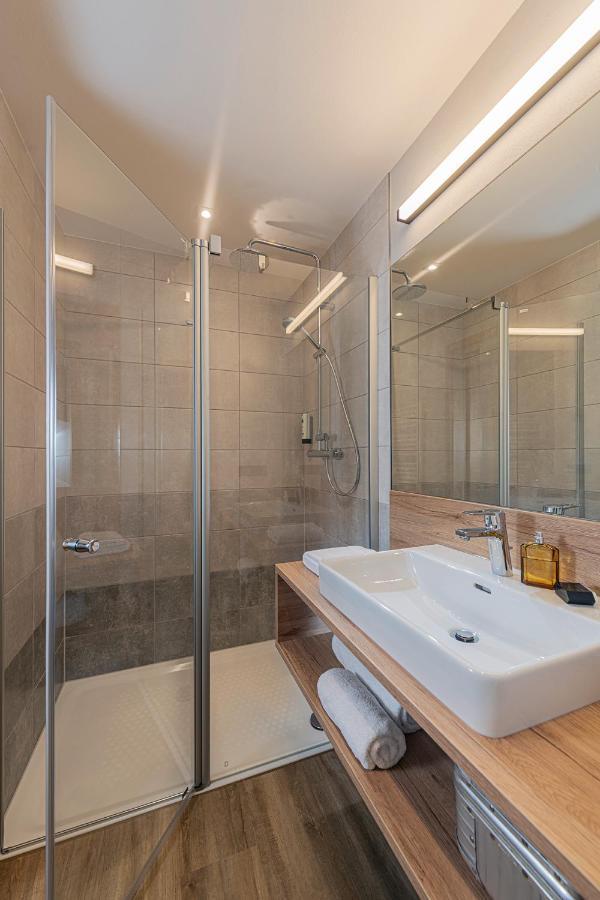 Adoro Aparthotel 불 외부 사진